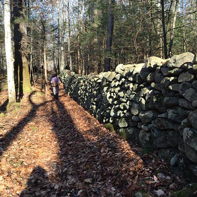 stone wall settlers trail